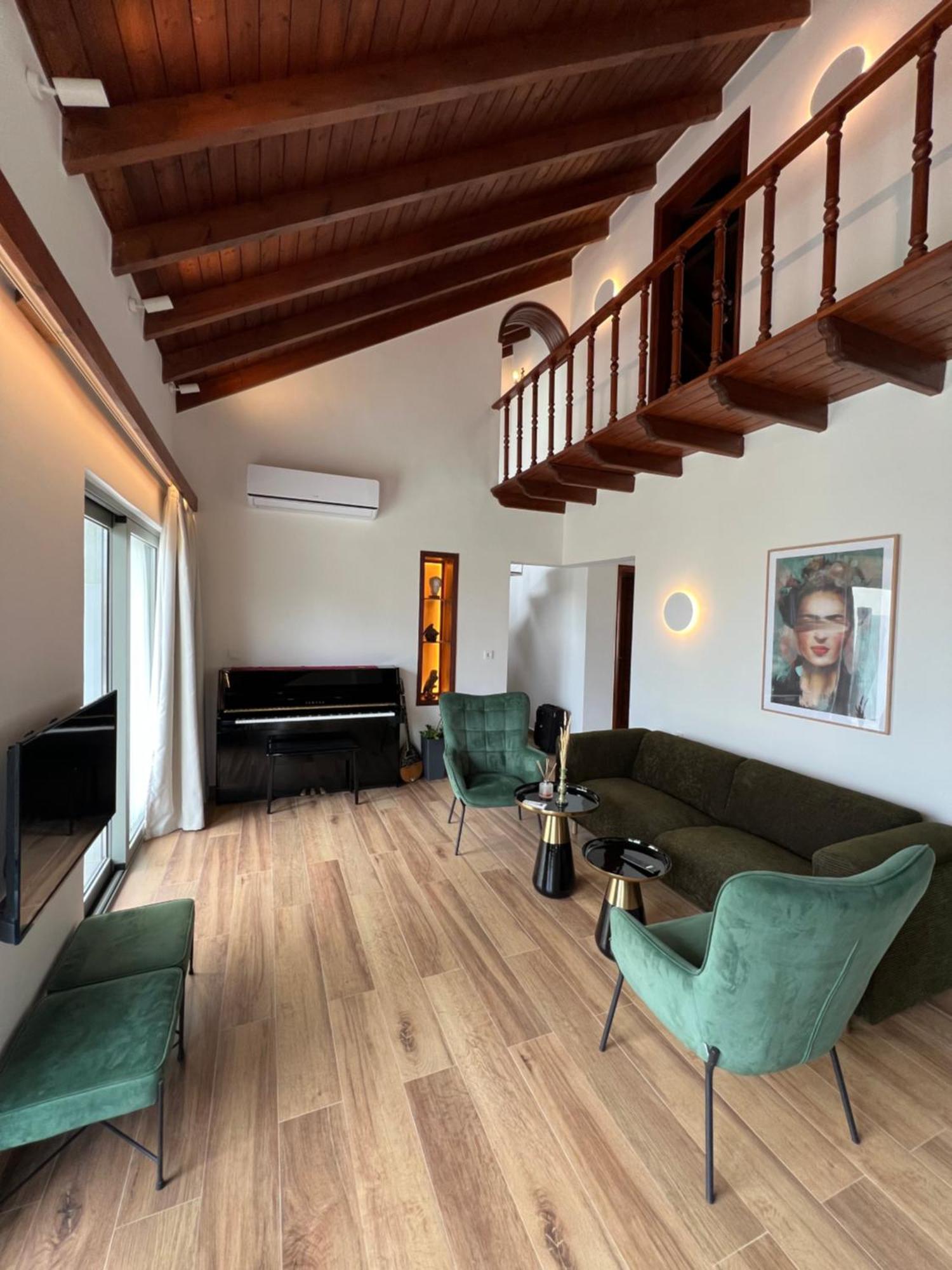 Chania Living Stories Villa With Piano מראה חיצוני תמונה